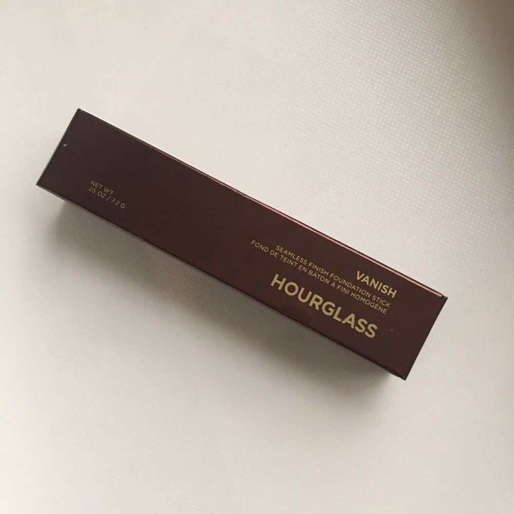 Vanish™ Seamless Finish Foundation Beige